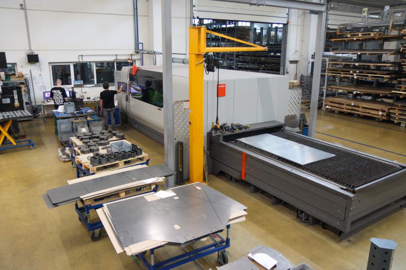 Manufacturing workshop for drawing review